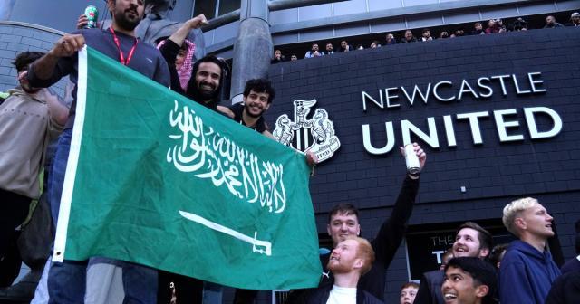 开云体育入口-曼城前辈忠告纽卡斯尔：烧钱买大牌很可能倒霉